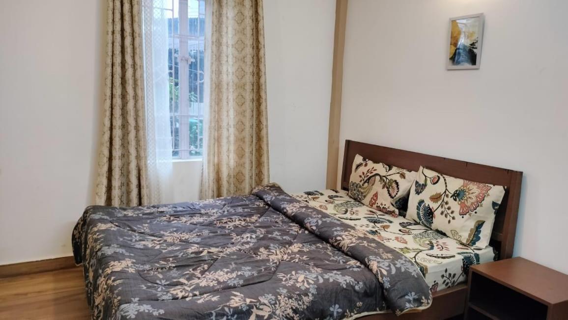 Aroma Inn Shillong Bagian luar foto