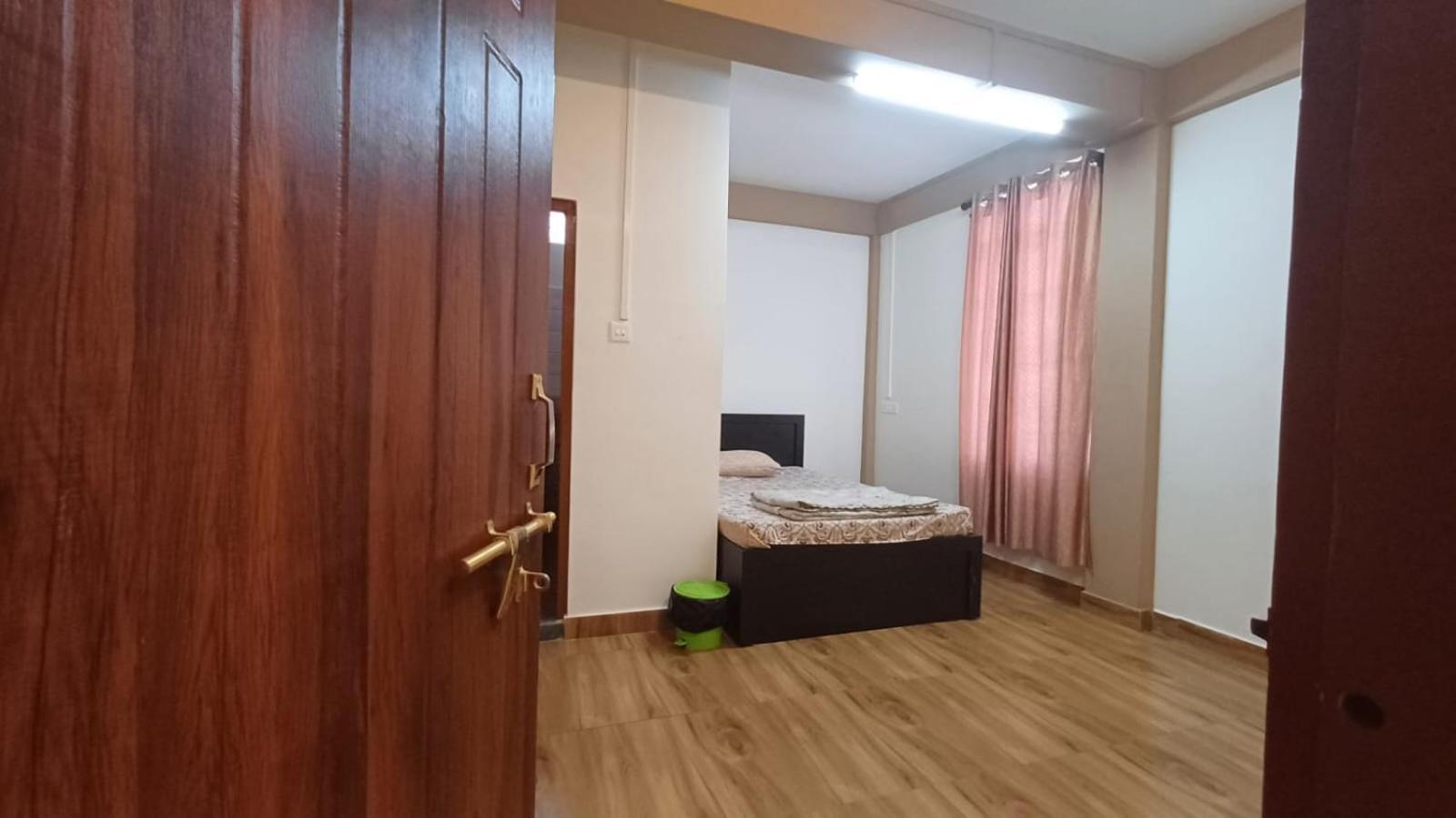 Aroma Inn Shillong Bagian luar foto