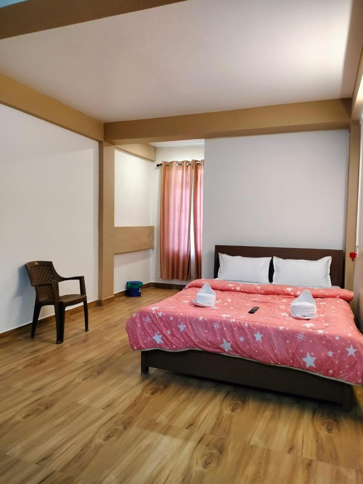 Aroma Inn Shillong Bagian luar foto