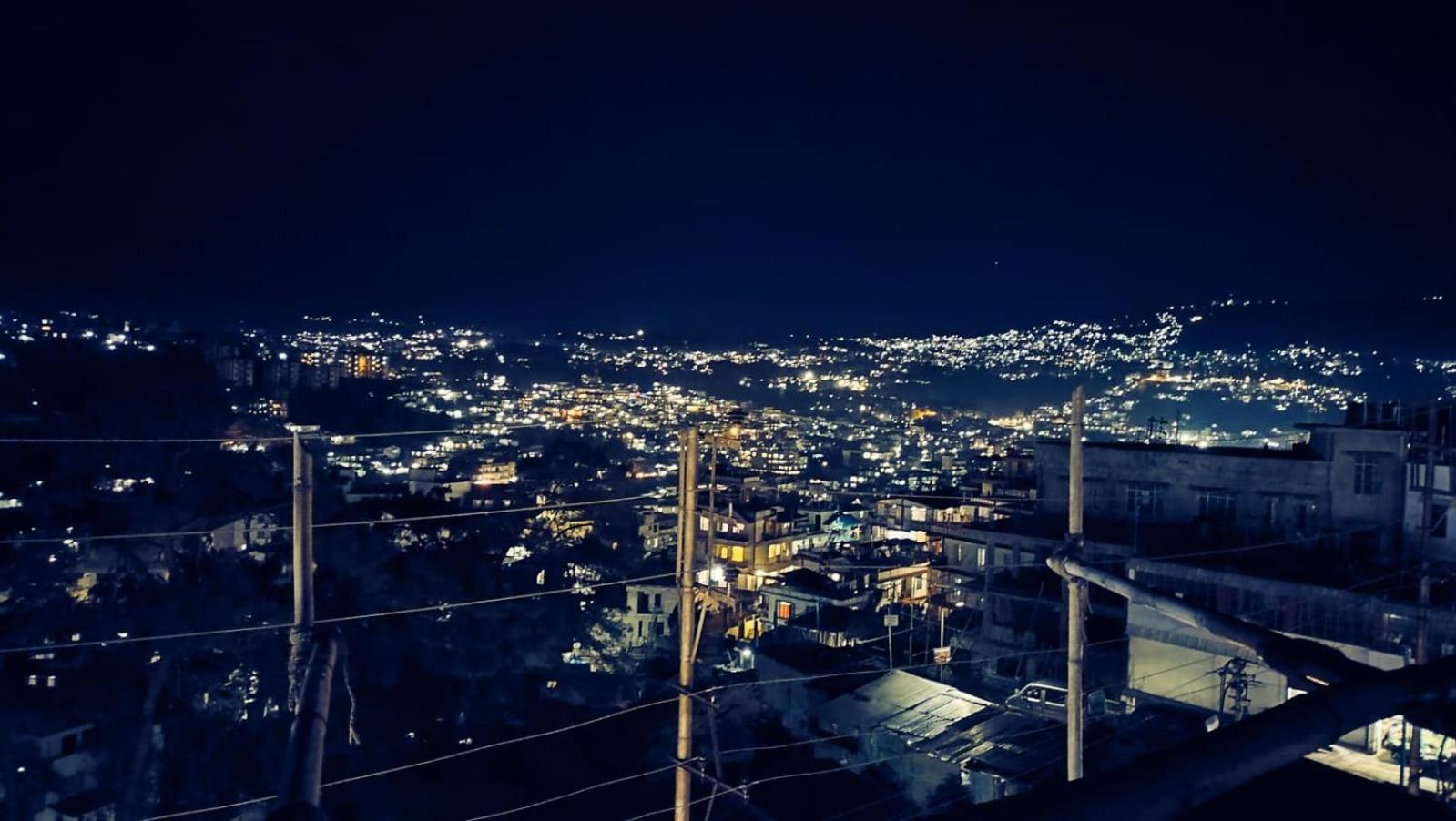 Aroma Inn Shillong Bagian luar foto